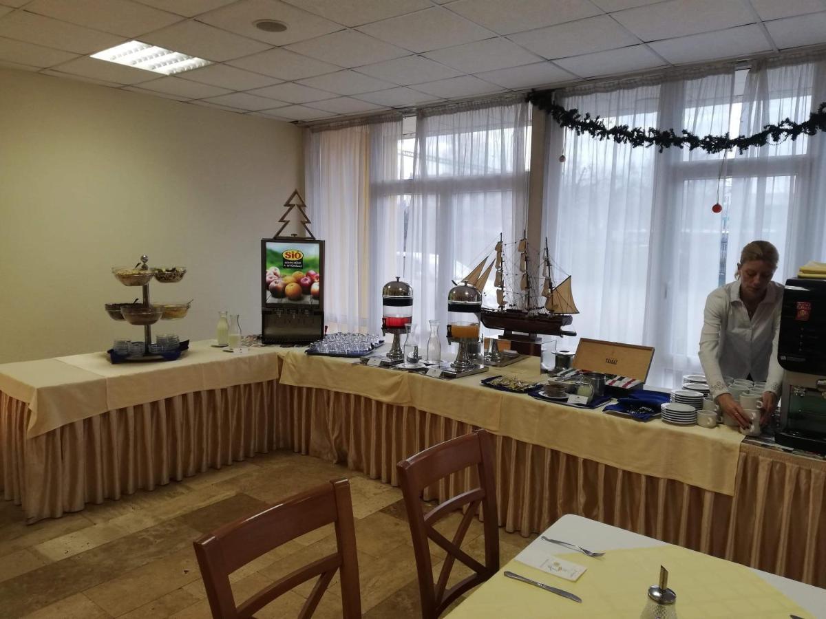 Balaton&Center Wellness Apartman 希欧福克 外观 照片